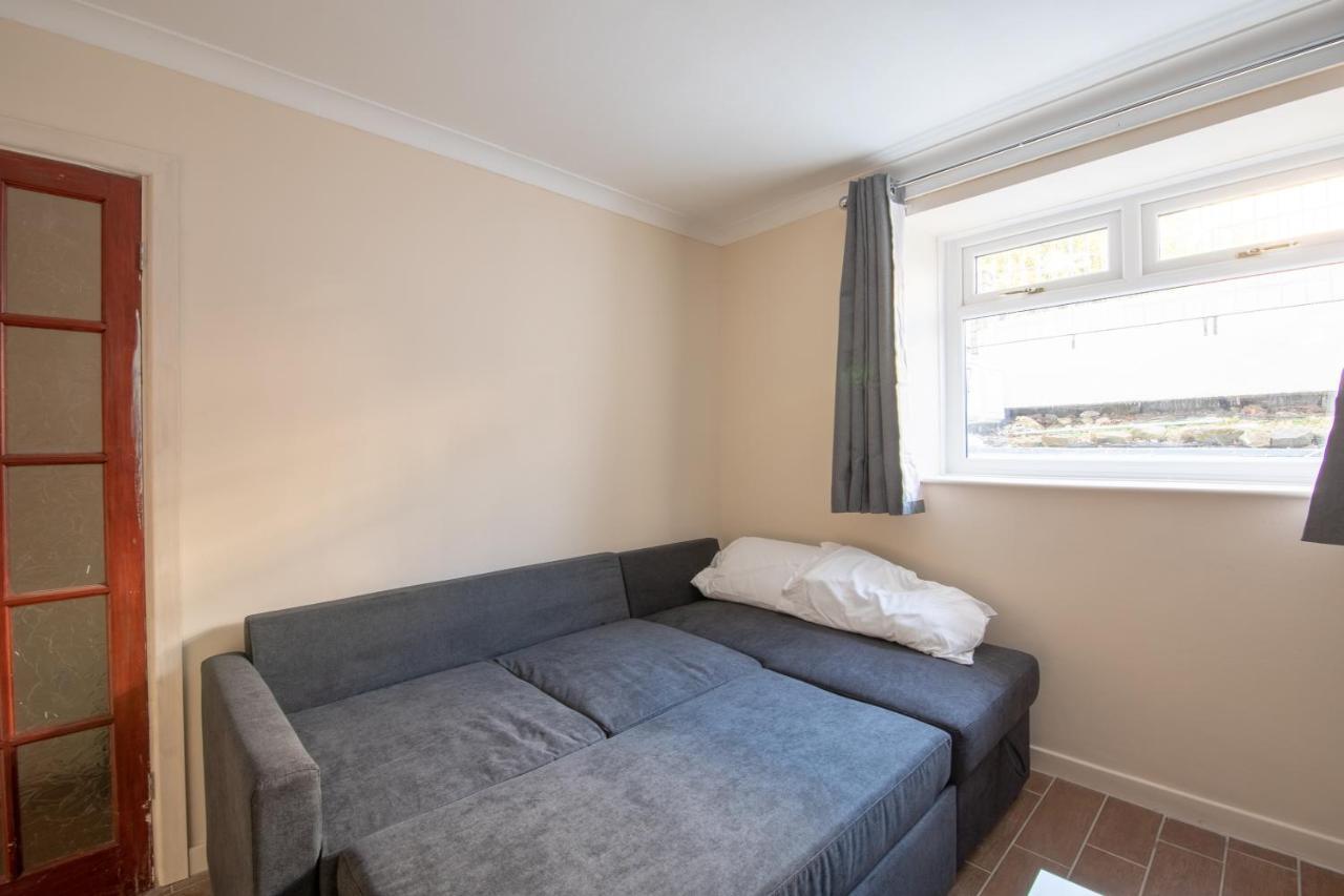 Host & Stay - Hanover Apartment Swansea Bagian luar foto