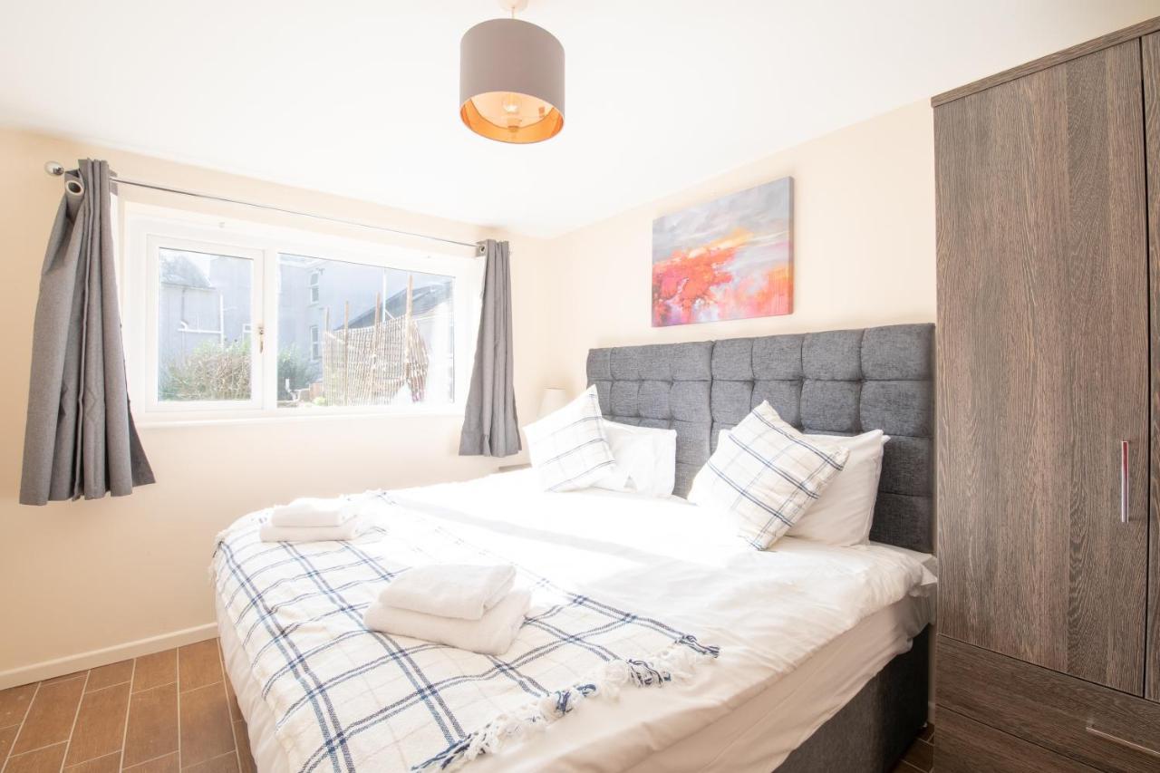 Host & Stay - Hanover Apartment Swansea Bagian luar foto